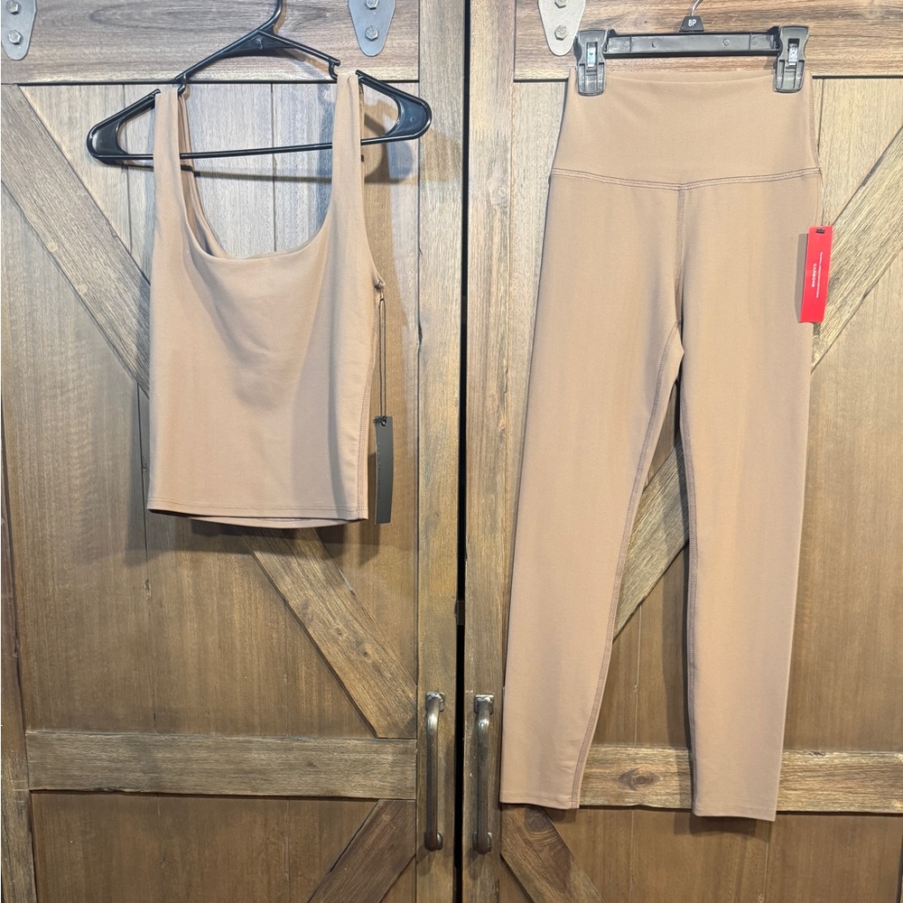 NWT - Carbon38 set size small